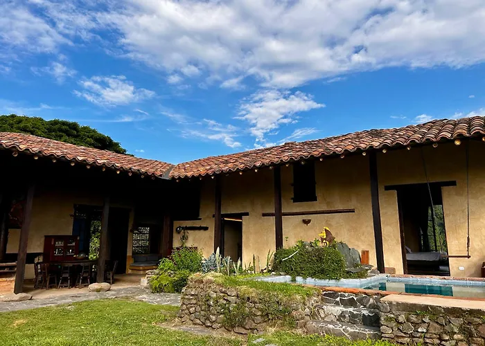Cabanas En La Montana Viga Vieja